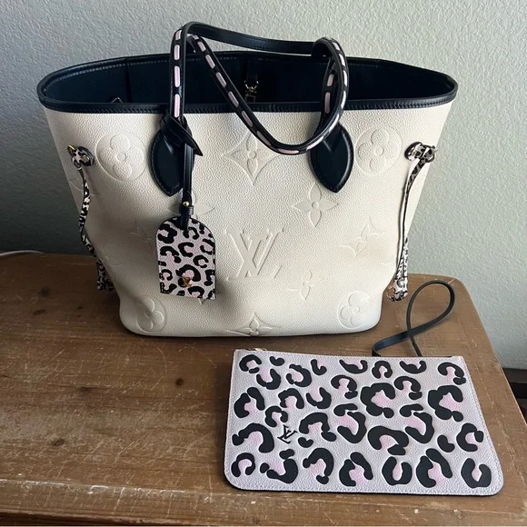 💸 SOLD • Louis Vuitton Wild at Heart Neverfull MM Cream Empreinte - Picture 2 of 16